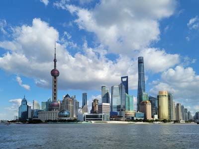 Shot On Galaxy Note 20 Ultra 昨晚回到上海,乘著國慶長假最后一天,去外灘和步行街感受一下上海的國慶節日氛圍。